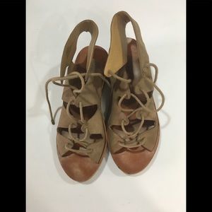 Lucky Brand Hipster wedge Sandals Sz 6 1/2